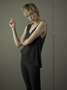 edie_s_moda_13dec14_smoda_elpais_3.thumb.jpg.8c8eecfd817924d63cdc93f04dc855f8.jpg