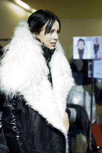 edie_sacai_aw14_nytimes.thumb.jpg.303d775e6d5c1d1607f793e2eeb2ab50.jpg