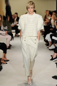 edie_sonia_rykiel_ss15_vogue_1.thumb.jpg.30bafb7b2159e4653f579b51f9f1b51a.jpg