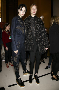 edie_stella_mccartney_aw14_livingly_3.thumb.JPG.50b0d4846b628484c819ed4130113982.JPG