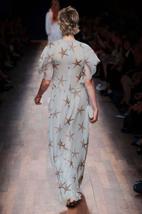 edie_valentino_ss15_nymag_4.thumb.jpg.6263f2a8907b8e8821e6803b49013a16.jpg
