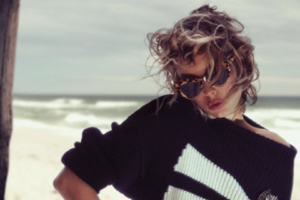 edie_vogue_paris_sep17_5b.thumb.PNG.6e11df9701ce2d6b1b81a7080fd2c95d.PNG