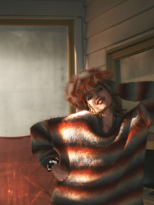 edie_vogue_paris_sep17_7.thumb.PNG.4c6bee97ee294160b771436ee4b6a745.PNG