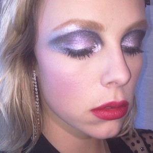 edie_yslbeauty_holiday2017_lloydsimmonds_2.thumb.jpg.5ef53d318de4c8074eb64d2a8d885c46.jpg