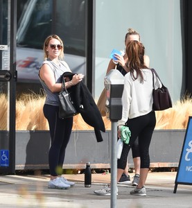 hilary-duff-3.jpg