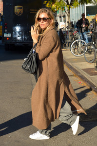 hqcelebcorner-20.jpg