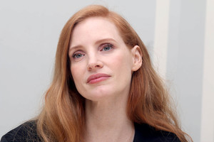 jessica-chastain-quotmollys-gamequot-press-conference-in-santa-monica-ca-11717-22.jpg