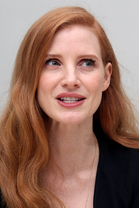 jessica-chastain-quotmollys-gamequot-press-conference-in-santa-monica-ca-11717-26.jpg