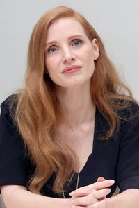 jessica-chastain-quotmollys-gamequot-press-conference-in-santa-monica-ca-11717-33.jpg