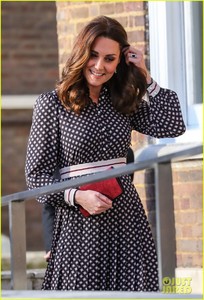 kate-middleton-on-prince-harrys-engagement-to-meghan-markle-its-such-exciting-04.jpg