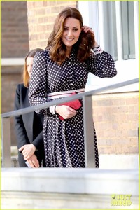 kate-middleton-on-prince-harrys-engagement-to-meghan-markle-its-such-exciting-20.jpg
