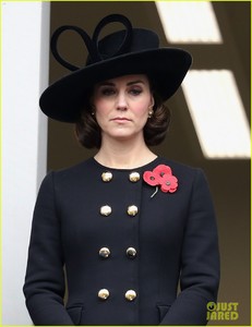 kate-middleton-remembrance-sunday-09.jpg