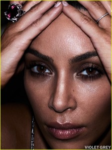 kim-kardashian-violet-grey-01.jpg