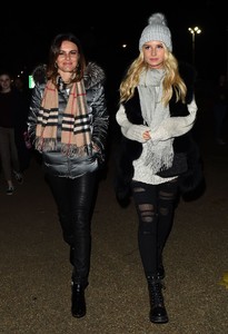 lottie-moss-and-emily-blackwell-winter-wonderland-in-london-11-16-2017-6.jpg