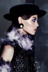 mariana_zaragoza_chanel_alta_costura_otono_invierno_2017_106417160_667x1000.jpg