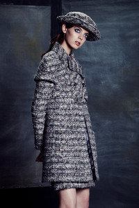 mariana_zaragoza_chanel_alta_costura_otono_invierno_2017_788964733_667x1000.jpg