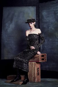 mariana_zaragoza_chanel_alta_costura_otono_invierno_2017_977249250_667x1000.jpg