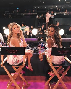 marthahunt_23823910_520567288295658_6495835205645893632_n.thumb.jpg.0f2b79c90e7708e3a74001911901f9a6.jpg