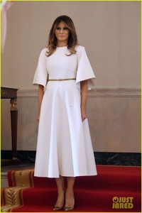 melania-trump-slams-report-she-didnt-want-to-be-first-lady-03.jpg