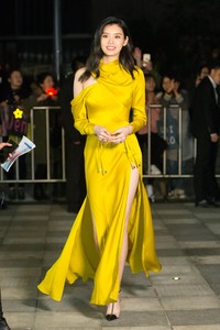 ming-xi-russell-james-backstage-secrets-book-launch-in-shanghai-china-111817-7.jpg