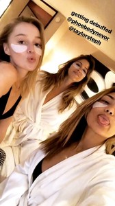 msgigiparis_1509526800413_606.jpg