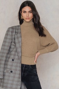 nakd_folded_knitted_sweater_1100-000337-0005_01a.jpg