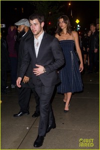 nick-jonas-is-dating-georgia-fowler-02.jpg