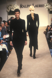 ralph-lauren-fw-1996-3.thumb.jpg.91860cc95974a20e696b96e4aa683e78.jpg