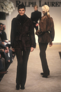 ralph-lauren-fw-1996-5.thumb.jpg.2dffe94d179ab037083381df77d9050a.jpg