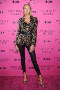 romeestrijd_victoriassecretfashionshowviewingparty2017-53.jpg