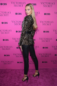 romeestrijd_victoriassecretfashionshowviewingparty2017-96.jpg