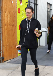 selena-gomez-at-alfred-coffee-in-la-11317-13.jpg