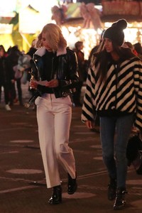 sofia-richie-winter-wonderland-in-london-11-16-2017-6.jpg