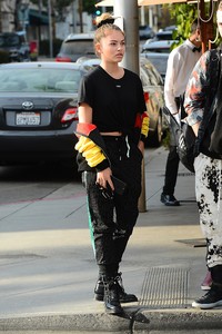 thylane-blondeau-32.jpg