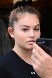 thylane-blondeau-37.jpg