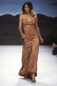 todd-oldham-fw-1995-2.thumb.jpg.28d6f51398b9e2b91d2c4c5957db5c12.jpg