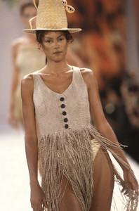 todd-oldham-ss-1994-2.thumb.jpg.ab668b4e69acc5628a0d8b2e1a39068c.jpg
