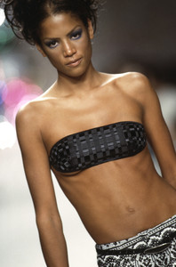 todd-oldham-ss-1996-3.thumb.jpg.be04bb95d7f85e197c6b913b5489393b.jpg