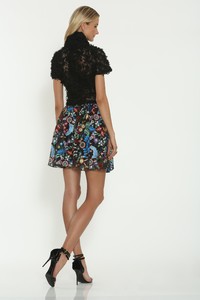 tops-multi-color-lace-skirt-3.jpg