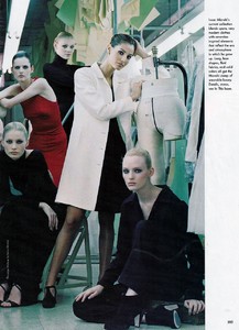 us_vogue_july_1996_9.thumb.jpg.f6724beb66baf5481df8ba1df90cb534.jpg