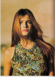 us_vogue_may_1989_29.thumb.jpg.b4bd059994c671ee77fade8921bf9ff5.jpg