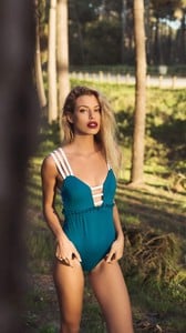 valentina-swimsuit-v1.thumb.jpg.e2398b5a17d31f94f66b17250225b6ad.jpg