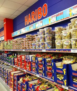 walls-of-haribo-gummies.thumb.jpg.4914bb2cbe733a3402f0becefe0ebd8b.jpg