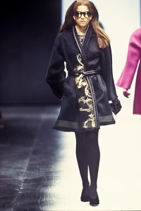 0_gianfranco-ferre-fw-1993-1_html.thumb.JPEG.1b28abe0d73b0acd3f9eeaa2143c9fd7.JPEG