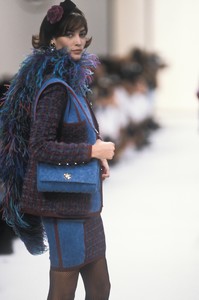 1_chanel-fw-1991-2_html.thumb.JPEG.f73700165b669197f09a25b44ef1ae33.JPEG