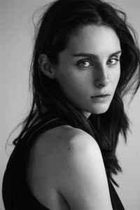 2492_2cc94742-535b-4e30-a68c-c541352376db.jpg