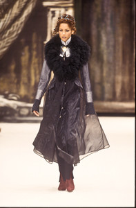 3_rifat-ozbek-fw-1993-2_html.thumb.JPEG.70da6ca21ccb45fb316fa9a1d7798ab2.JPEG