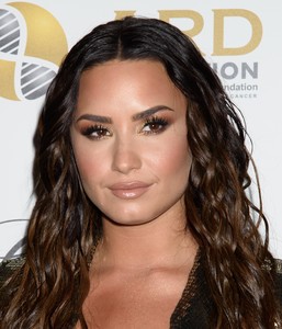 51266171_demi-lovato-18.jpg