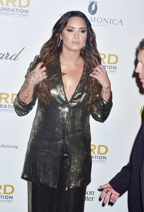 51266283_demi-lovato-35.jpg