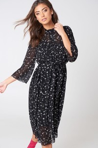 58934167_second_female_callino_dress_1438-000031-0002_03j-1.thumb.jpg.dd1714d750283e23abb0efeb5f87803d.jpg